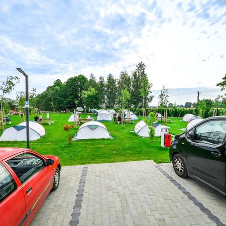 KempingZator Apartamenty Luaran gambar