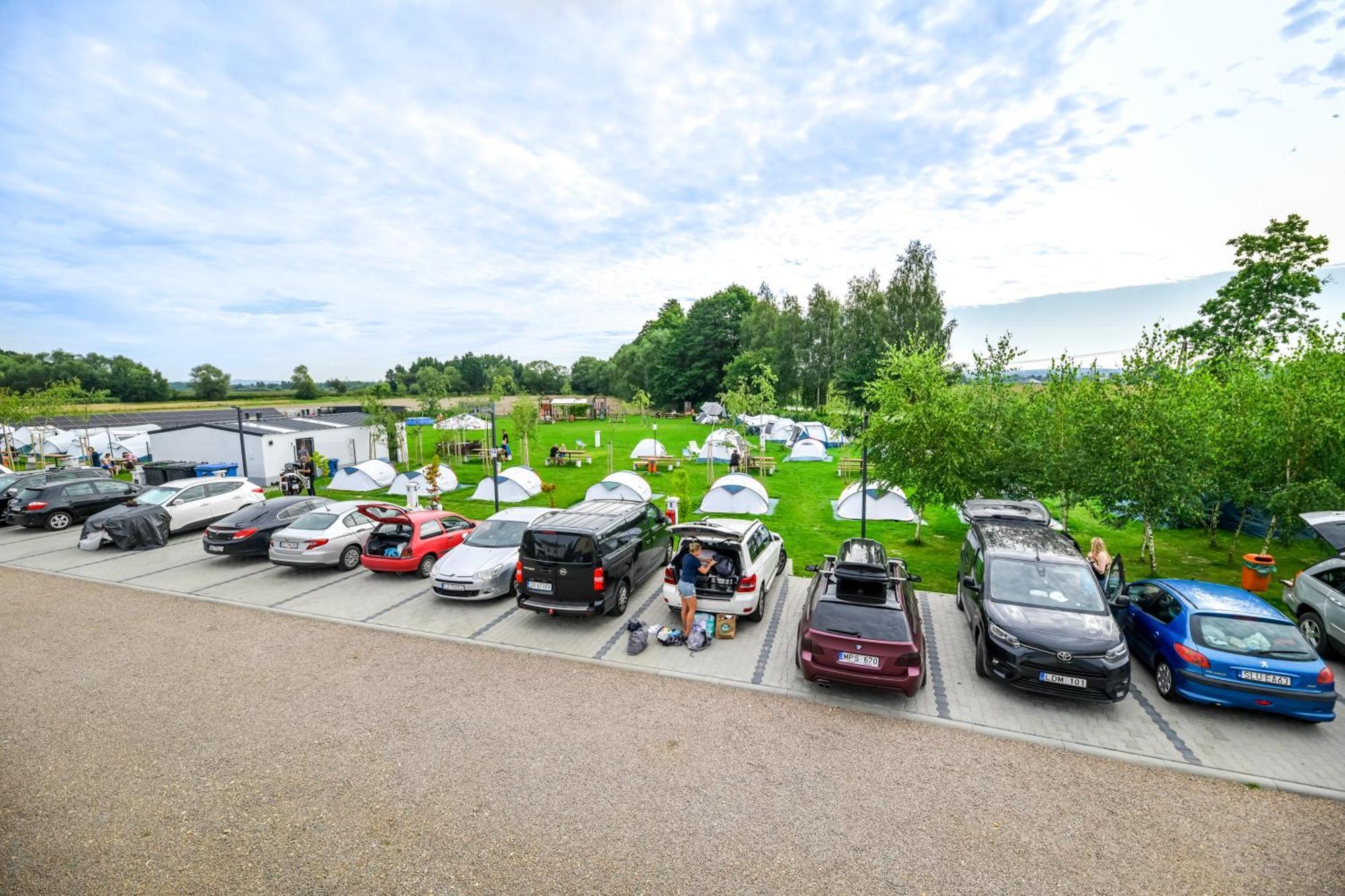 KempingZator Apartamenty Luaran gambar